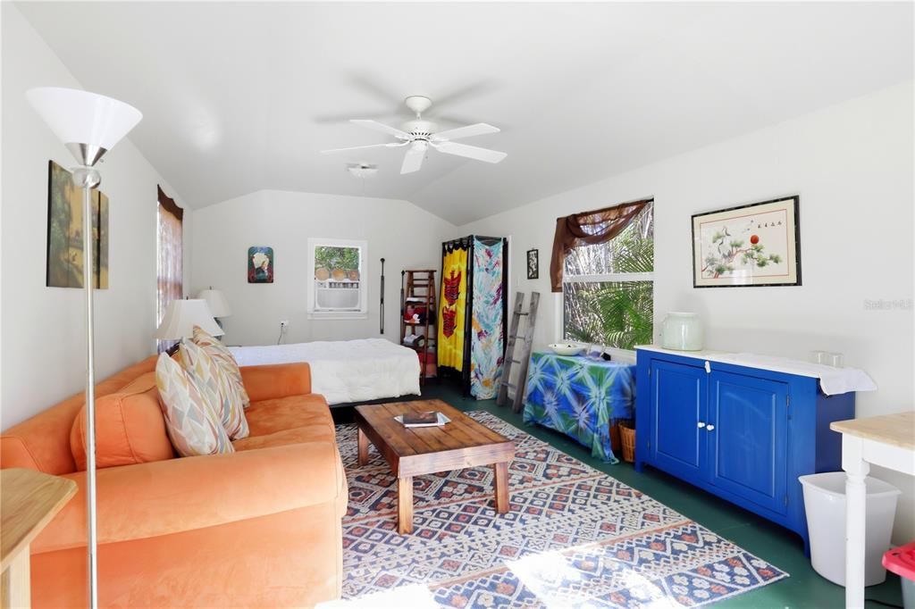 For Sale: $430,000 (3 beds, 2 baths, 1403 Square Feet)