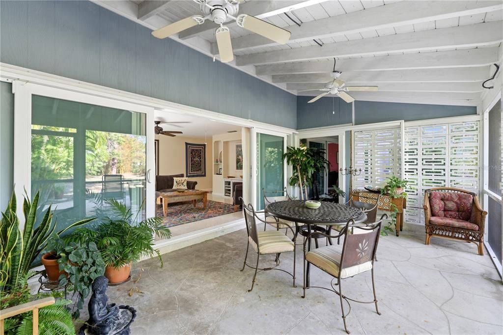 For Sale: $430,000 (3 beds, 2 baths, 1403 Square Feet)