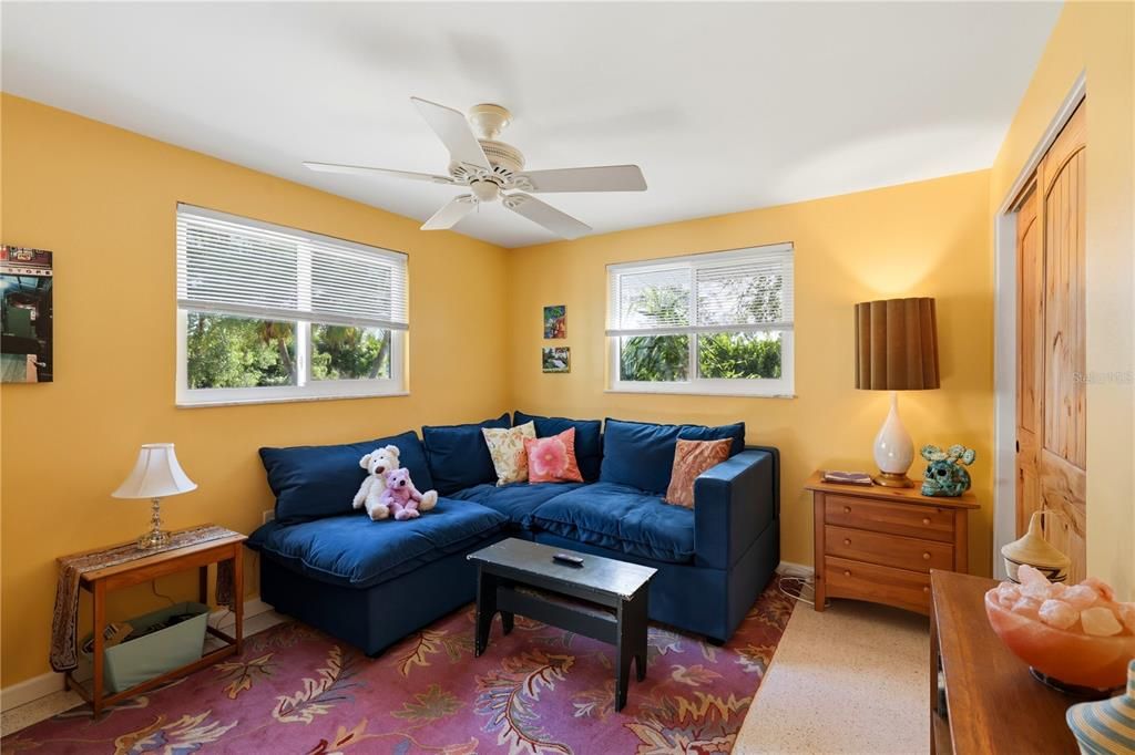 For Sale: $430,000 (3 beds, 2 baths, 1403 Square Feet)