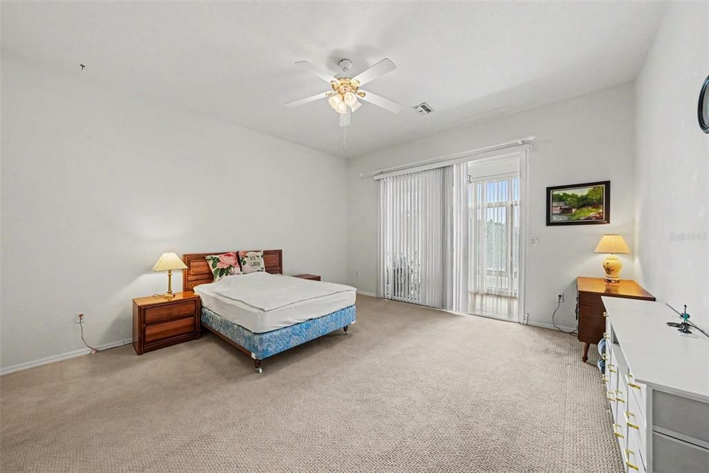 For Sale: $345,000 (3 beds, 2 baths, 2368 Square Feet)