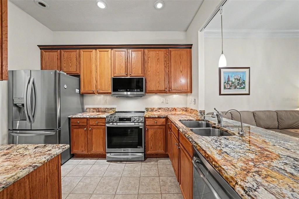 For Sale: $345,000 (3 beds, 2 baths, 2368 Square Feet)