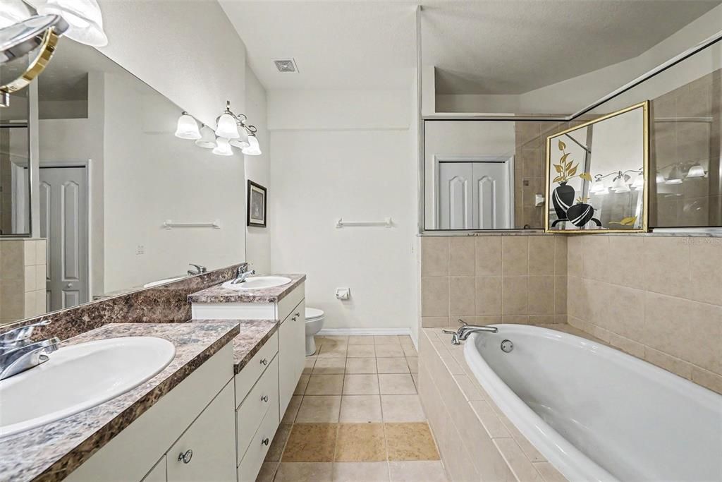 For Sale: $345,000 (3 beds, 2 baths, 2368 Square Feet)
