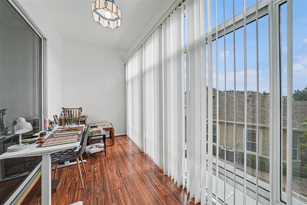 For Sale: $345,000 (3 beds, 2 baths, 2368 Square Feet)