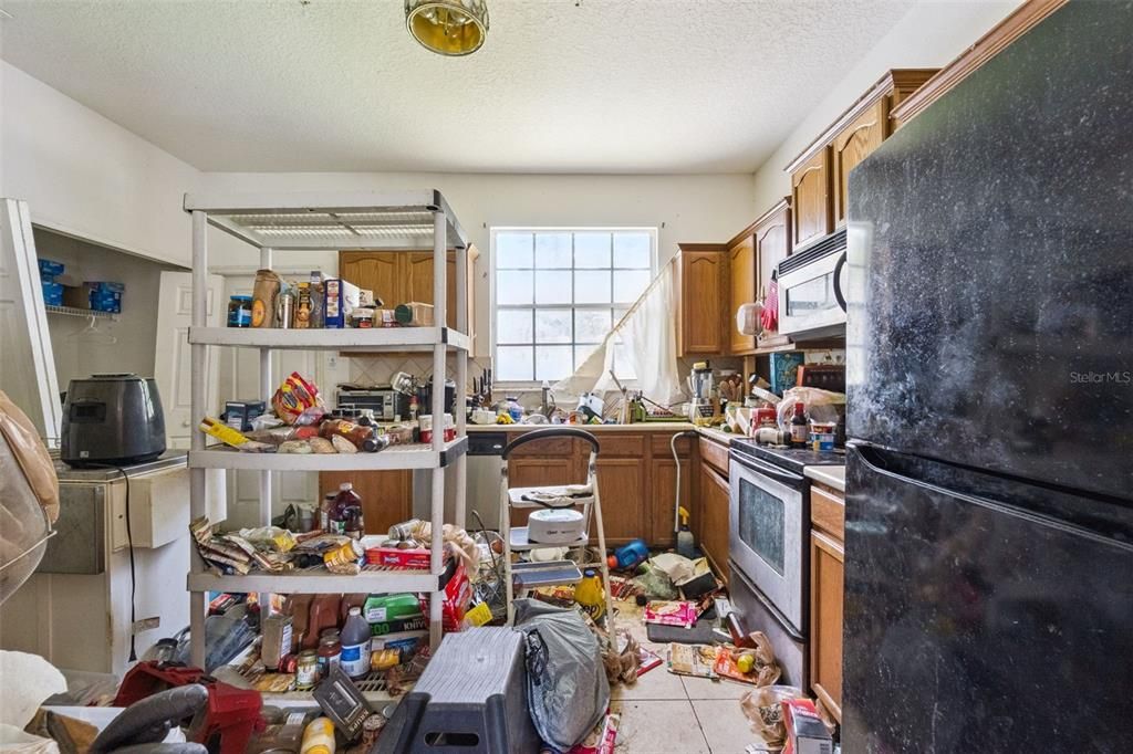 For Sale: $150,000 (3 beds, 2 baths, 1650 Square Feet)