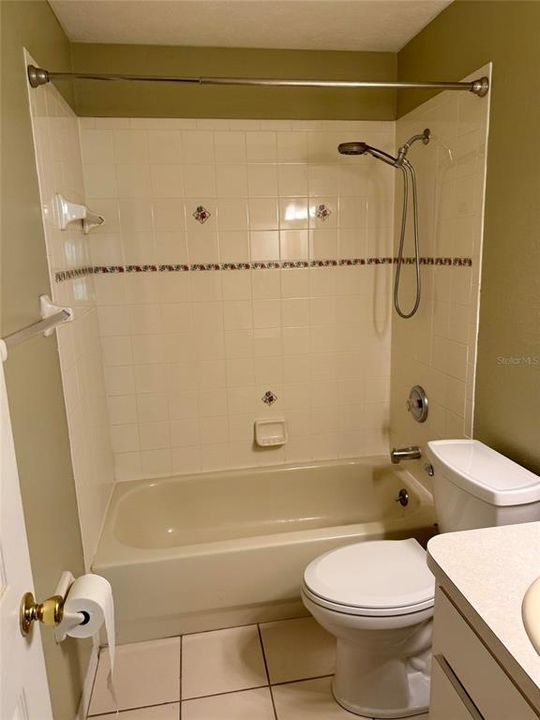 For Sale: $239,000 (3 beds, 2 baths, 1401 Square Feet)