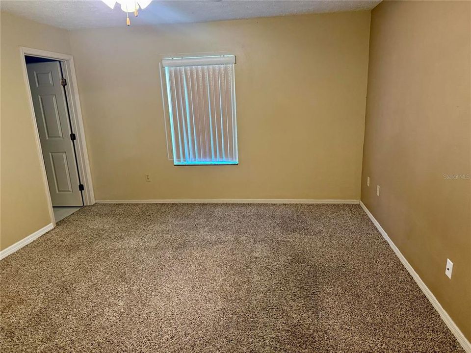 For Sale: $239,000 (3 beds, 2 baths, 1401 Square Feet)