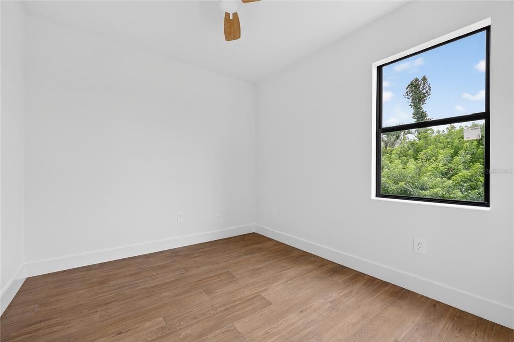 En Venta: $420,000 (3 camas, 2 baños, 1582 Pies cuadrados)