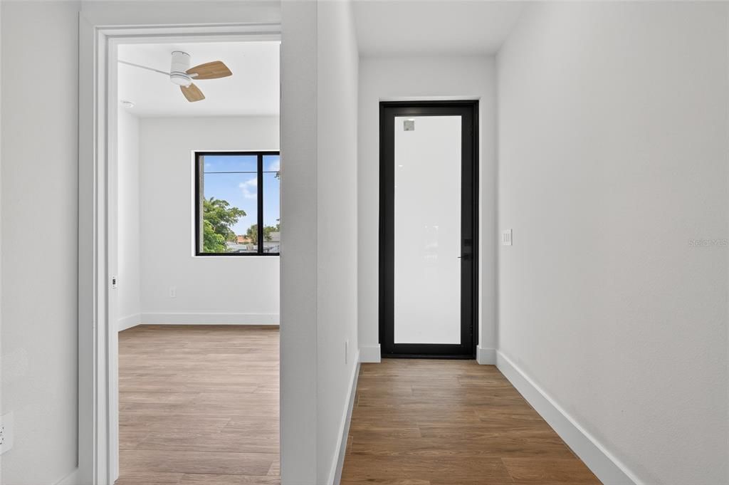 For Sale: $439,000 (3 beds, 2 baths, 1582 Square Feet)