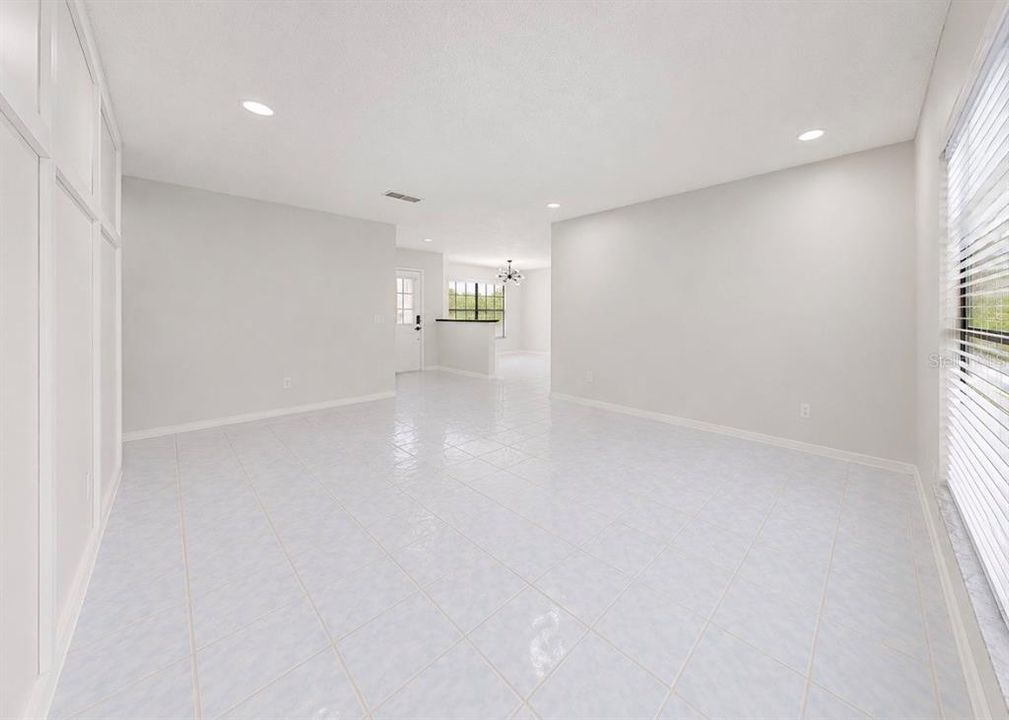 For Rent: $2,750 (4 beds, 2 baths, 2163 Square Feet)