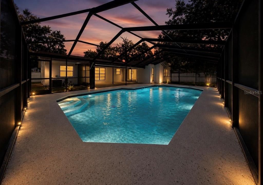 For Rent: $2,750 (4 beds, 2 baths, 2163 Square Feet)