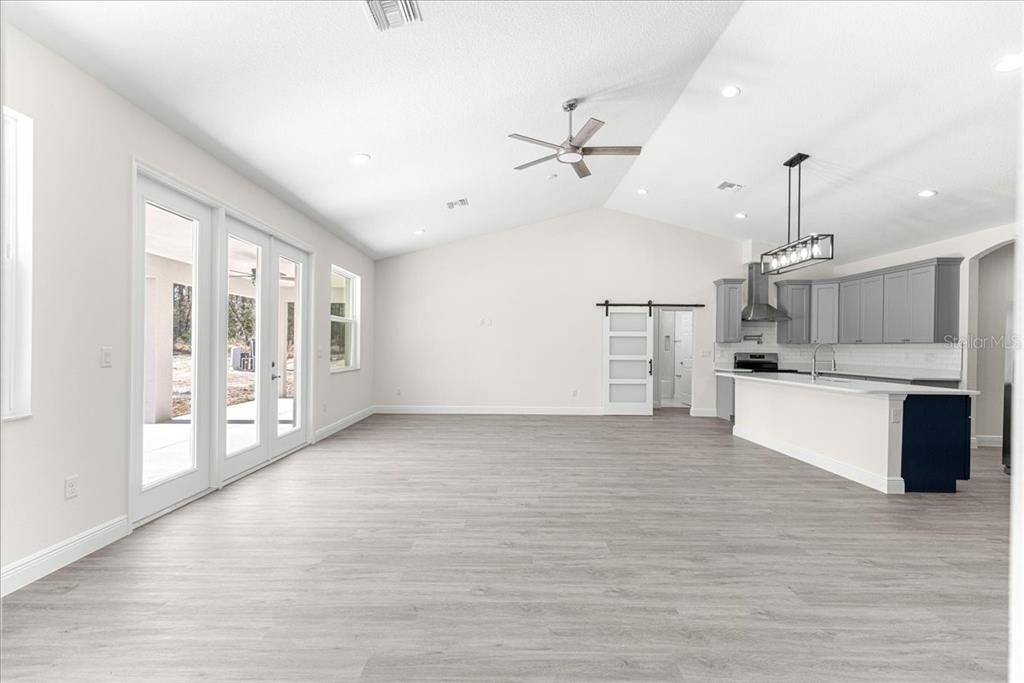 For Sale: $494,000 (3 beds, 2 baths, 2355 Square Feet)