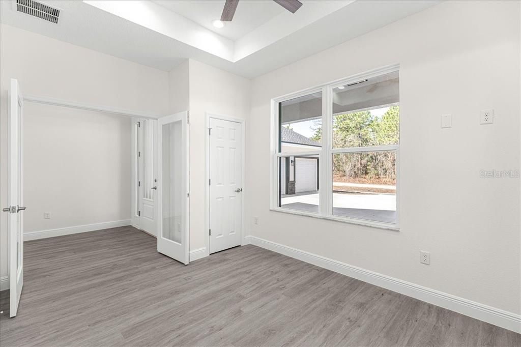 For Sale: $494,000 (3 beds, 2 baths, 2355 Square Feet)