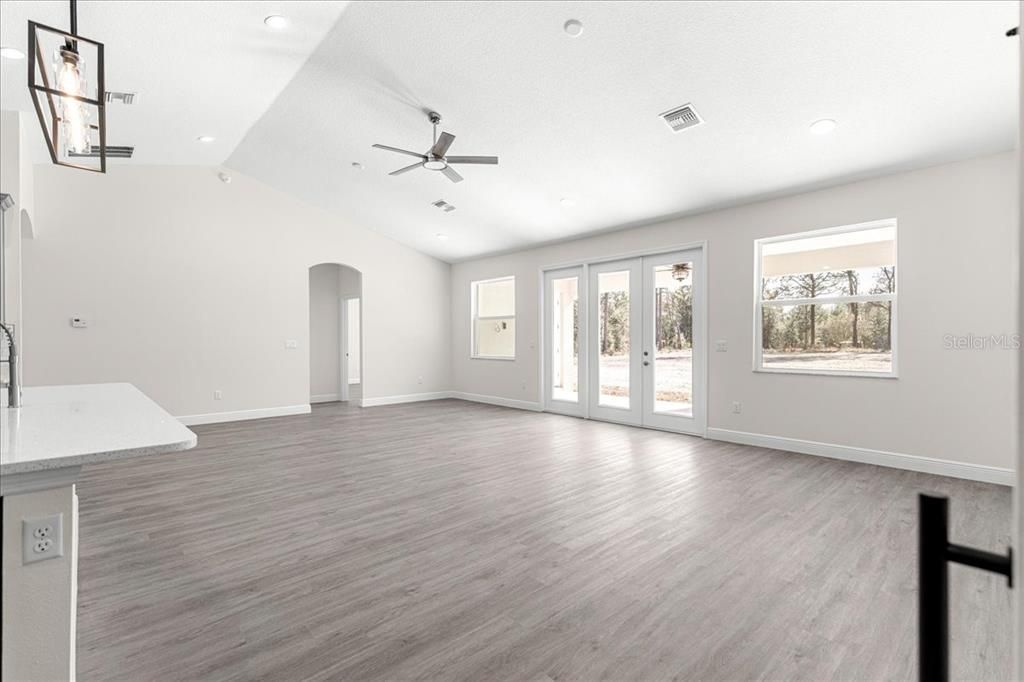 For Sale: $494,000 (3 beds, 2 baths, 2355 Square Feet)