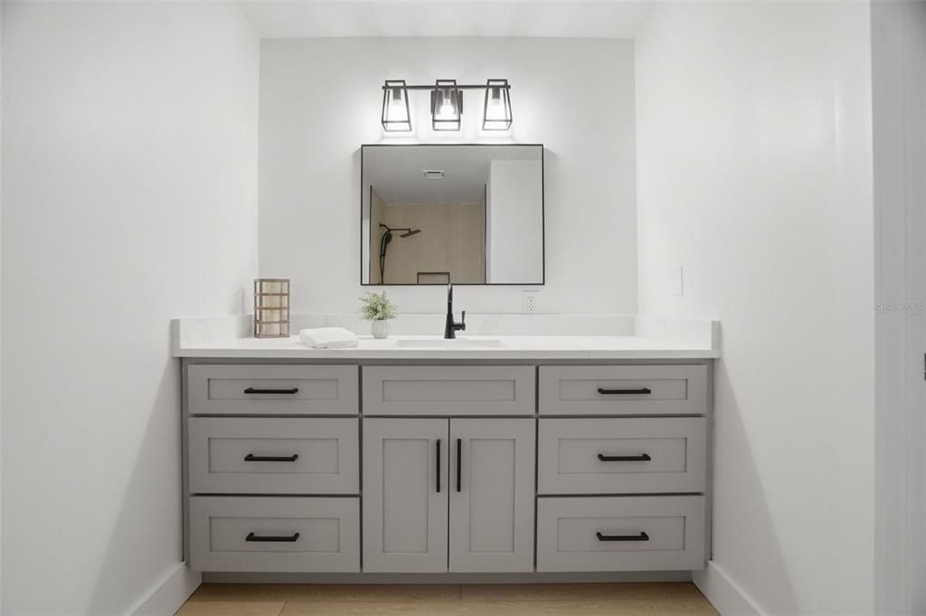 For Rent: $4,500 (4 beds, 2 baths, 2200 Square Feet)