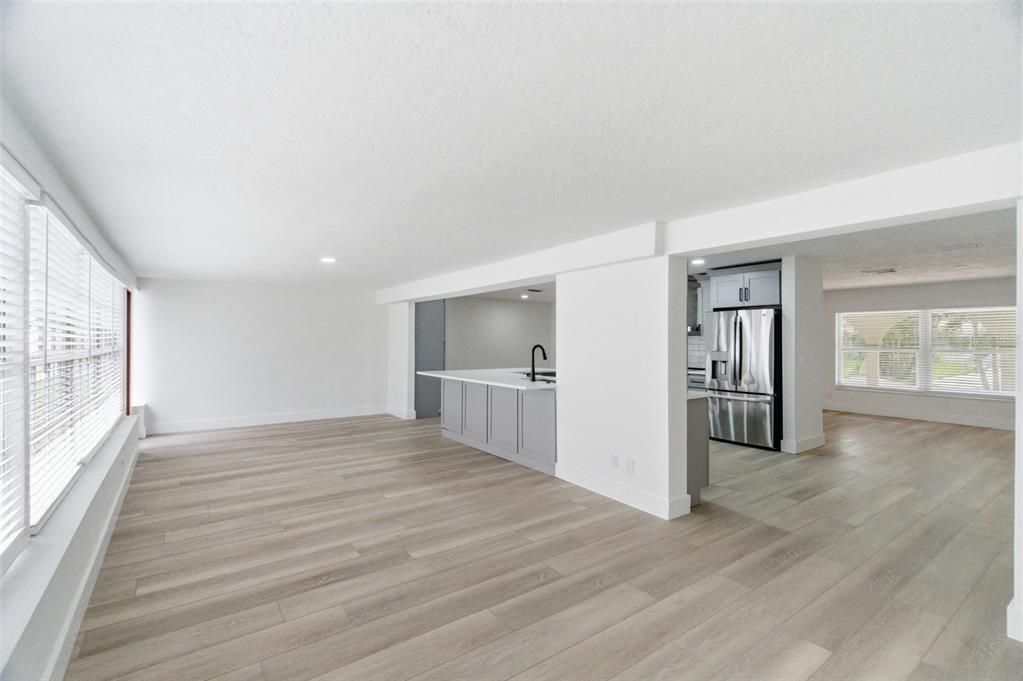 For Rent: $4,500 (4 beds, 2 baths, 2200 Square Feet)