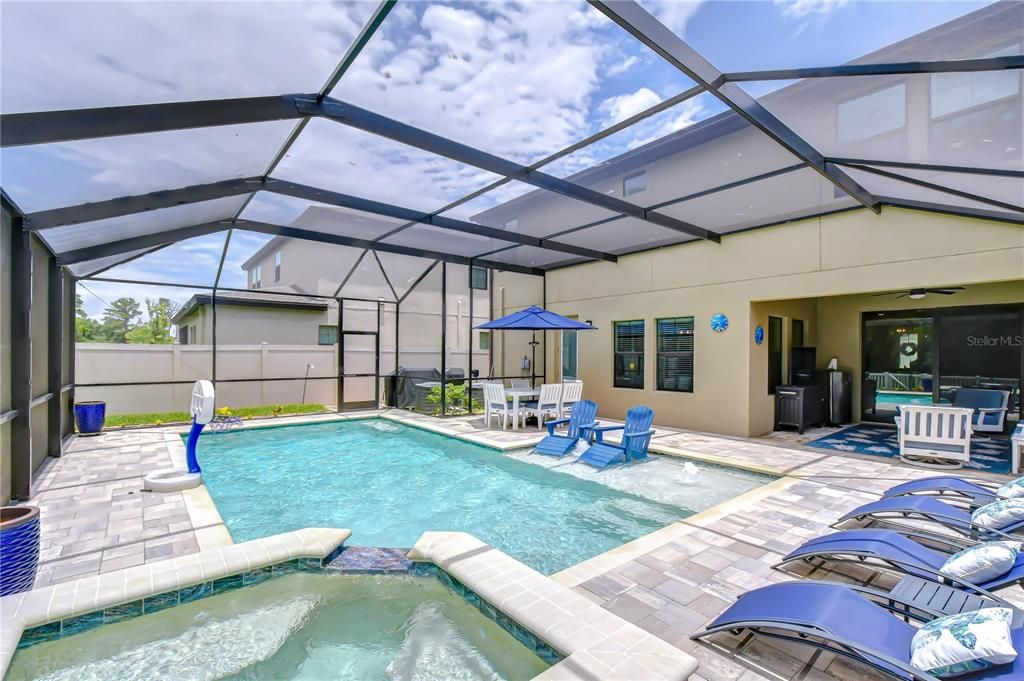 En Venta: $700,000 (5 camas, 3 baños, 3375 Pies cuadrados)