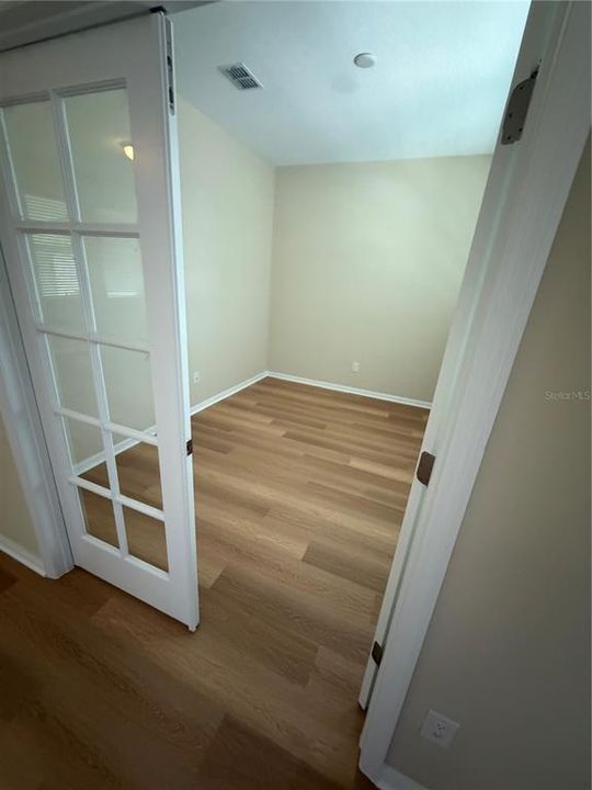 For Rent: $2,500 (3 beds, 2 baths, 2298 Square Feet)