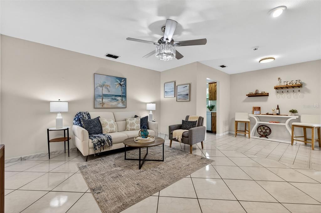 For Rent: $3,600 (3 beds, 2 baths, 1664 Square Feet)
