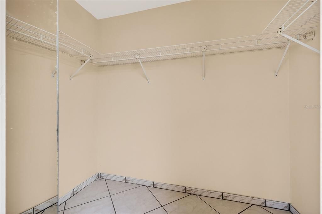 For Rent: $3,600 (3 beds, 2 baths, 1664 Square Feet)