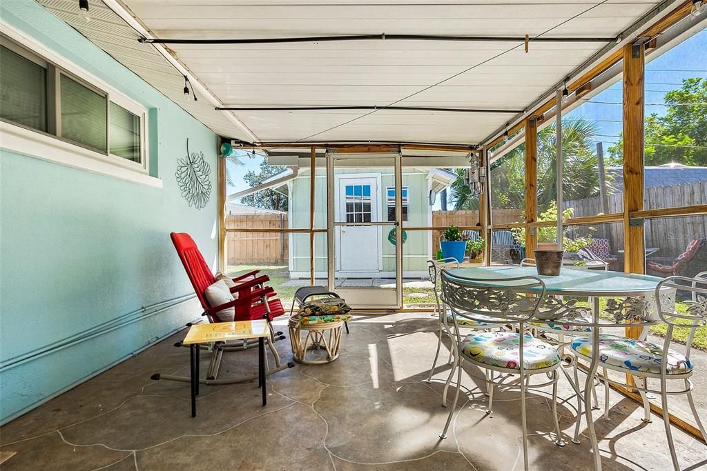 For Sale: $425,000 (3 beds, 2 baths, 1653 Square Feet)