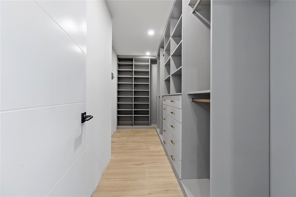 For Sale: $1,199,000 (4 beds, 3 baths, 2328 Square Feet)