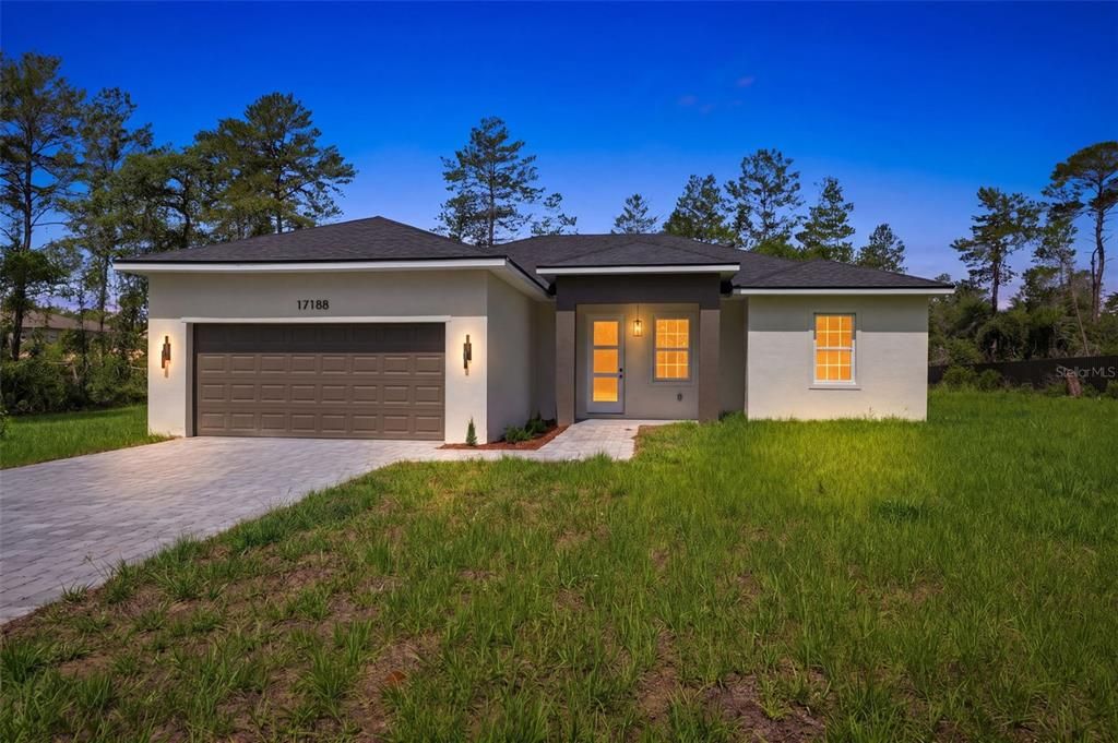 На продажу: $325,000 (4 спален, 2 ванн, 1799 Квадратных фут)