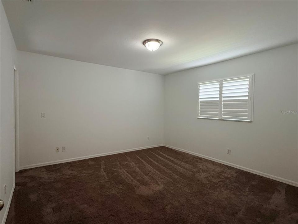 For Rent: $1,800 (3 beds, 2 baths, 1216 Square Feet)