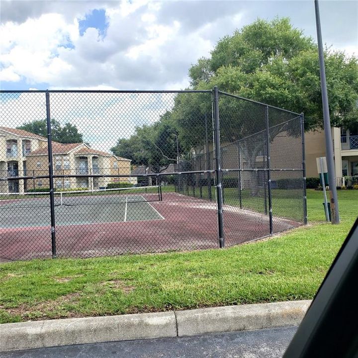 For Rent: $1,395 (1 beds, 1 baths, 842 Square Feet)