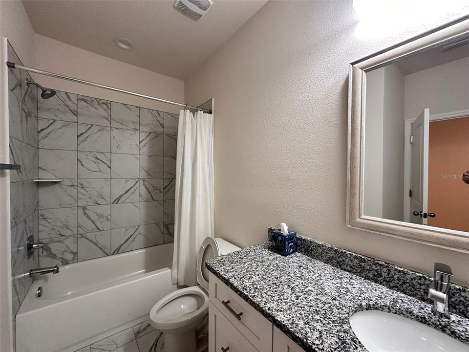 For Rent: $2,900 (3 beds, 2 baths, 1816 Square Feet)
