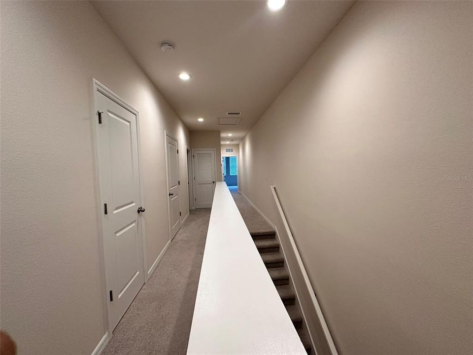 For Rent: $2,900 (3 beds, 2 baths, 1816 Square Feet)