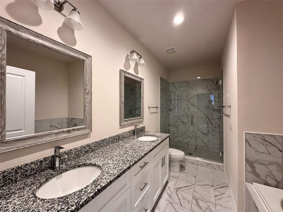 For Rent: $2,900 (3 beds, 2 baths, 1816 Square Feet)