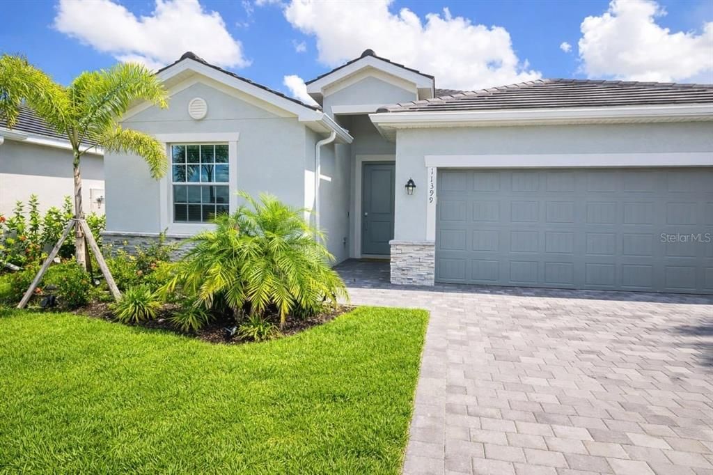 For Rent: $4,500 (4 beds, 3 baths, 2035 Square Feet)