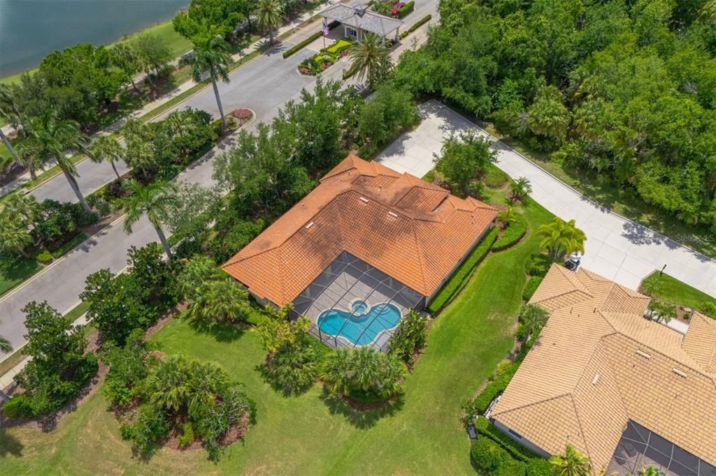 For Sale: $870,000 (4 beds, 3 baths, 3187 Square Feet)