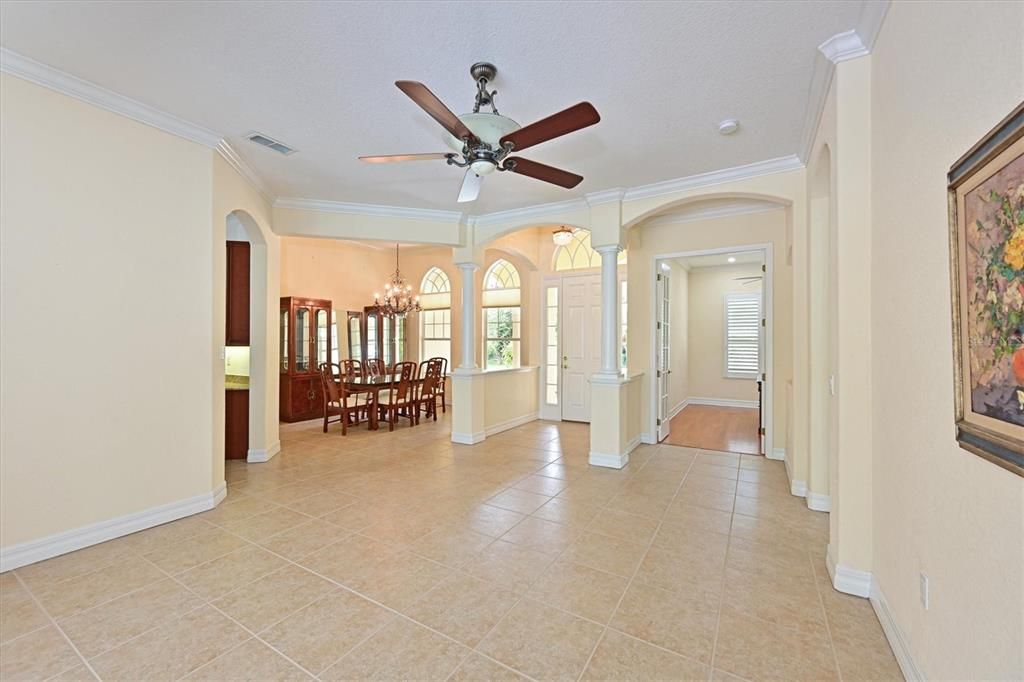 For Sale: $870,000 (4 beds, 3 baths, 3187 Square Feet)