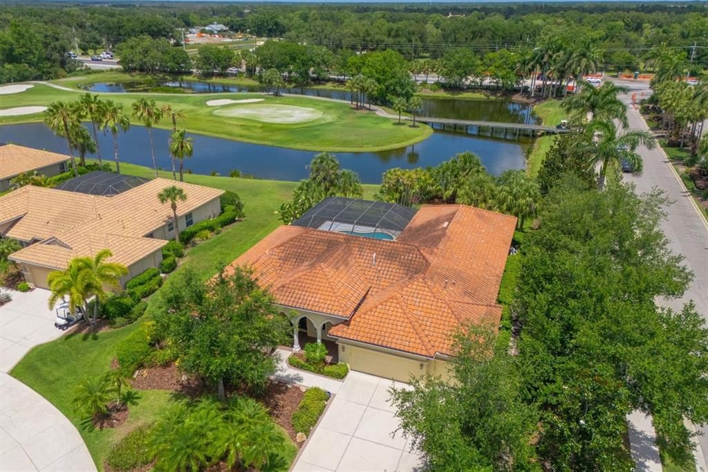 For Sale: $870,000 (4 beds, 3 baths, 3187 Square Feet)