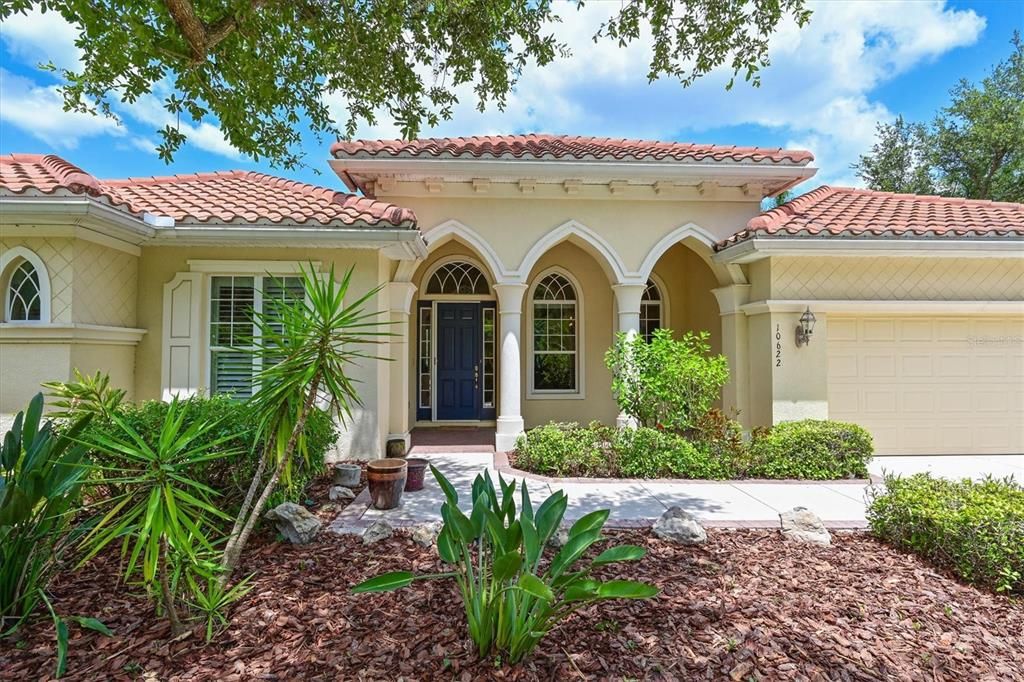 For Sale: $870,000 (4 beds, 3 baths, 3187 Square Feet)