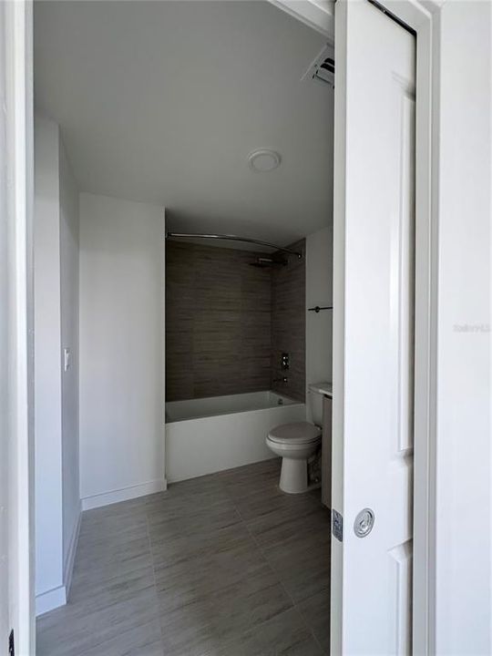 В аренду: $1,500 (1 спален, 1 ванн, 750 Квадратных фут)