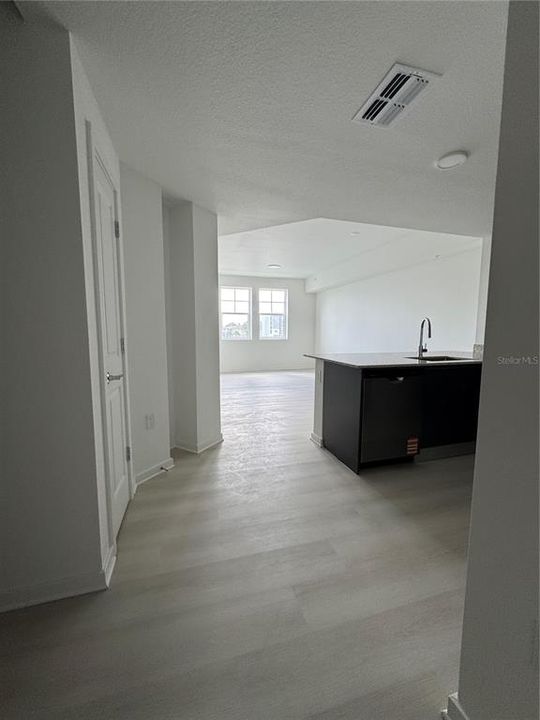 В аренду: $1,500 (1 спален, 1 ванн, 750 Квадратных фут)