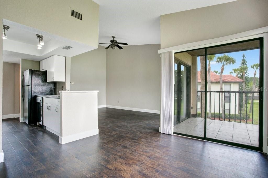 For Rent: $1,745 (3 beds, 2 baths, 1319 Square Feet)