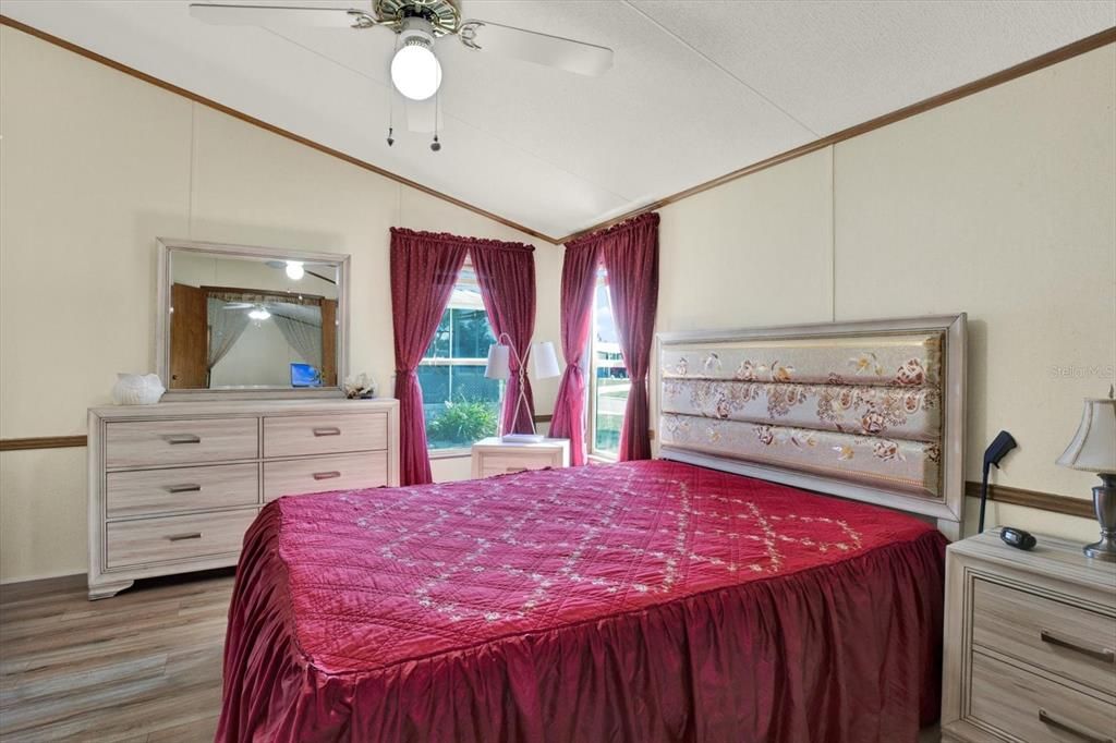 For Sale: $135,000 (3 beds, 2 baths, 1152 Square Feet)