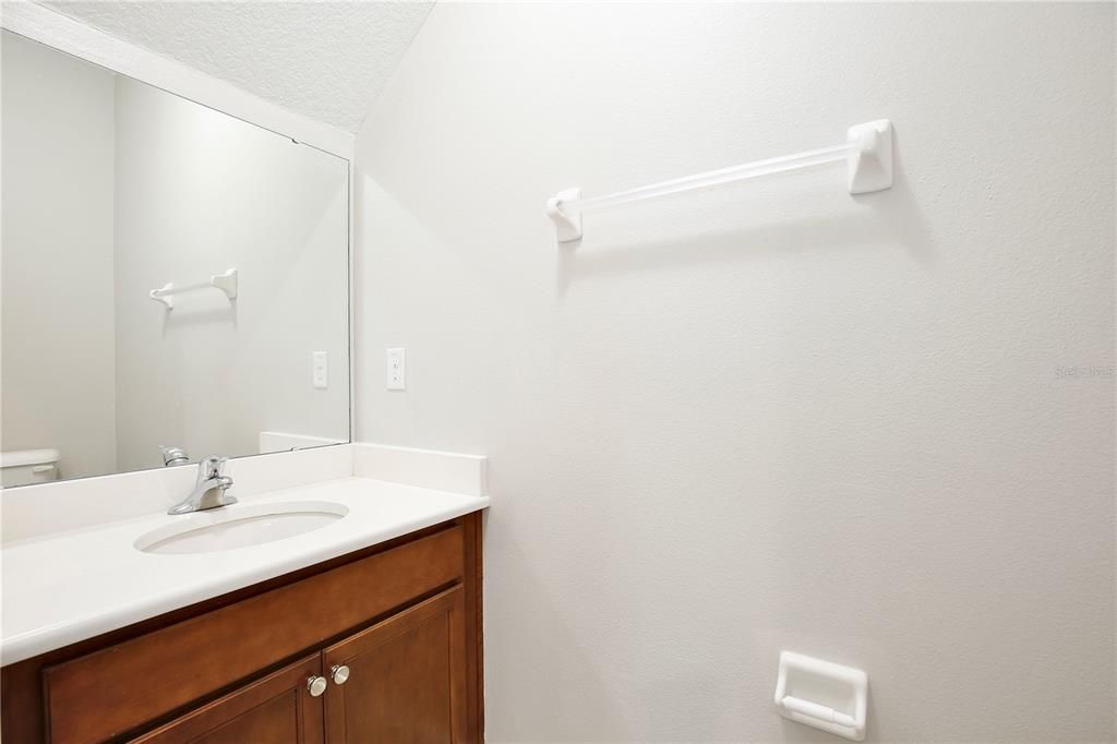 For Rent: $2,795 (4 beds, 2 baths, 2585 Square Feet)
