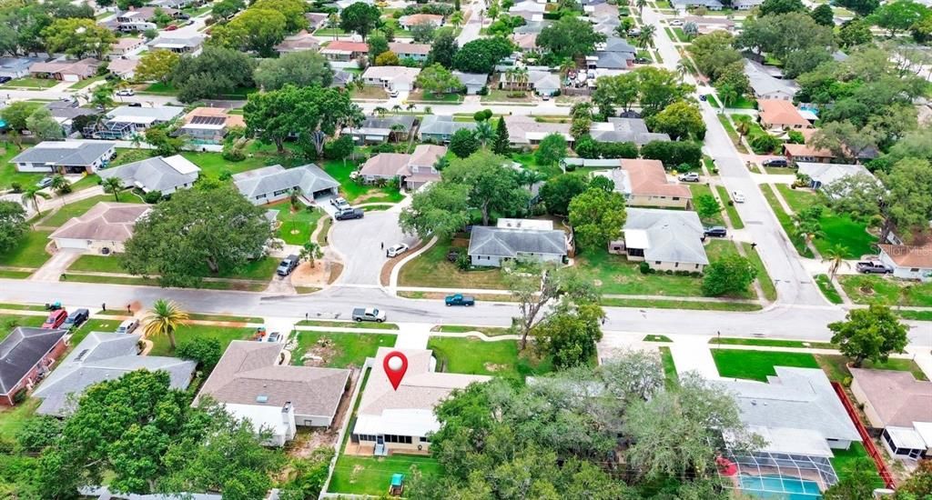 For Sale: $379,900 (2 beds, 2 baths, 1390 Square Feet)