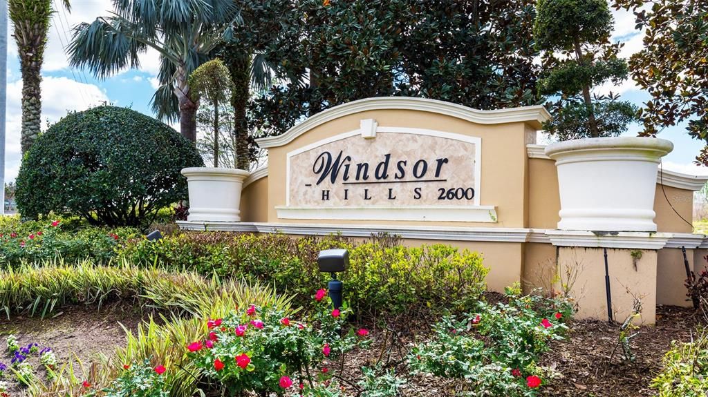 For Sale: $695,000 (6 beds, 4 baths, 2812 Square Feet)