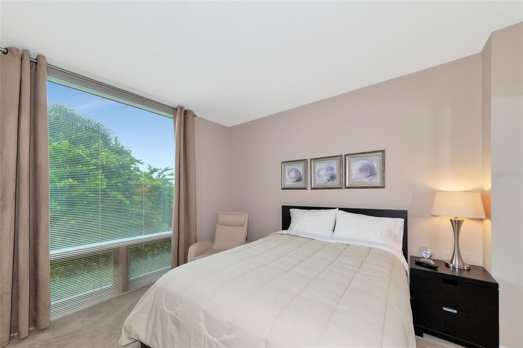 For Rent: $4,500 (2 beds, 2 baths, 1577 Square Feet)