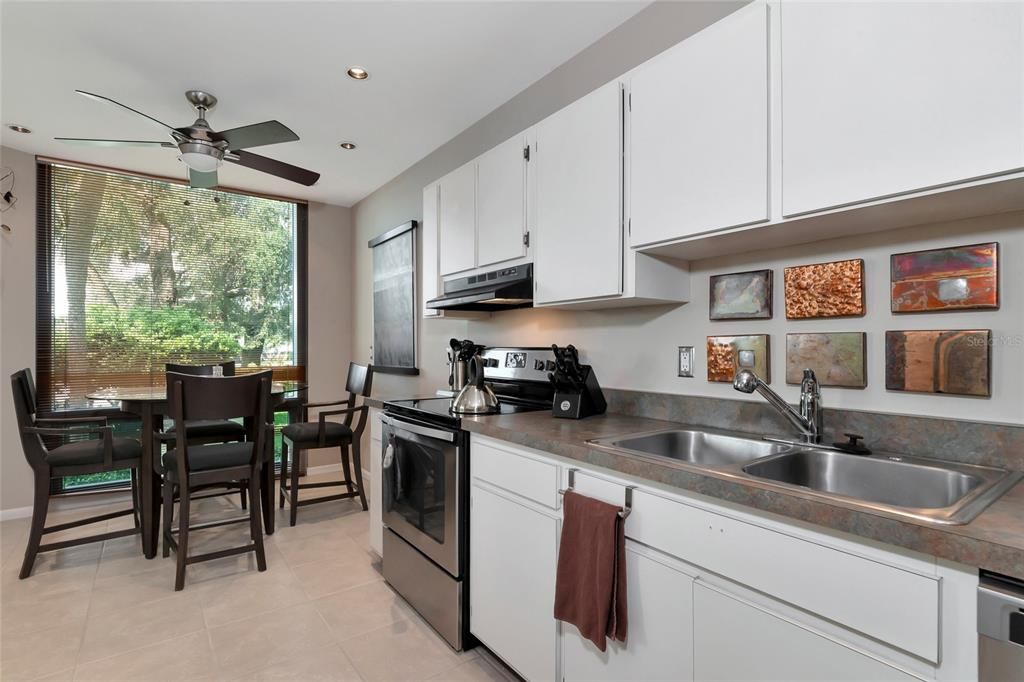 For Rent: $4,500 (2 beds, 2 baths, 1577 Square Feet)