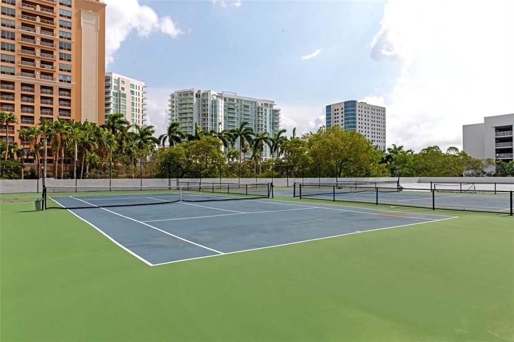 For Rent: $4,500 (2 beds, 2 baths, 1577 Square Feet)