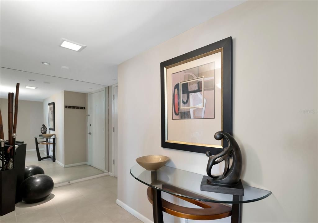 For Rent: $4,500 (2 beds, 2 baths, 1577 Square Feet)