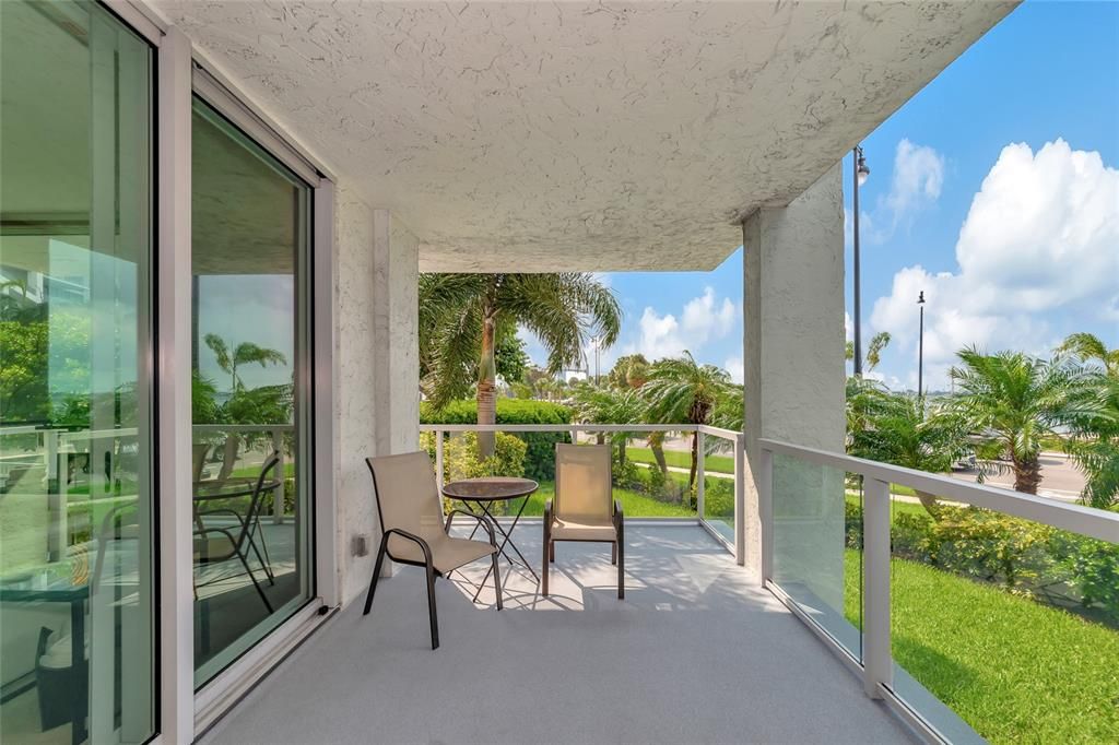 For Rent: $4,500 (2 beds, 2 baths, 1577 Square Feet)
