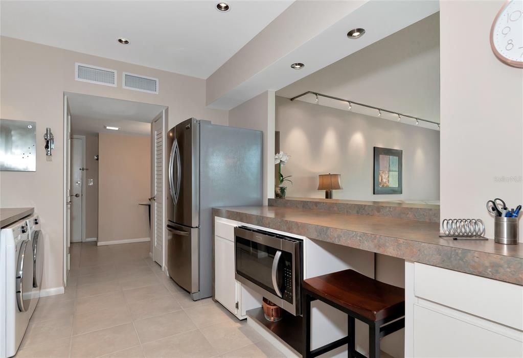 For Rent: $4,500 (2 beds, 2 baths, 1577 Square Feet)