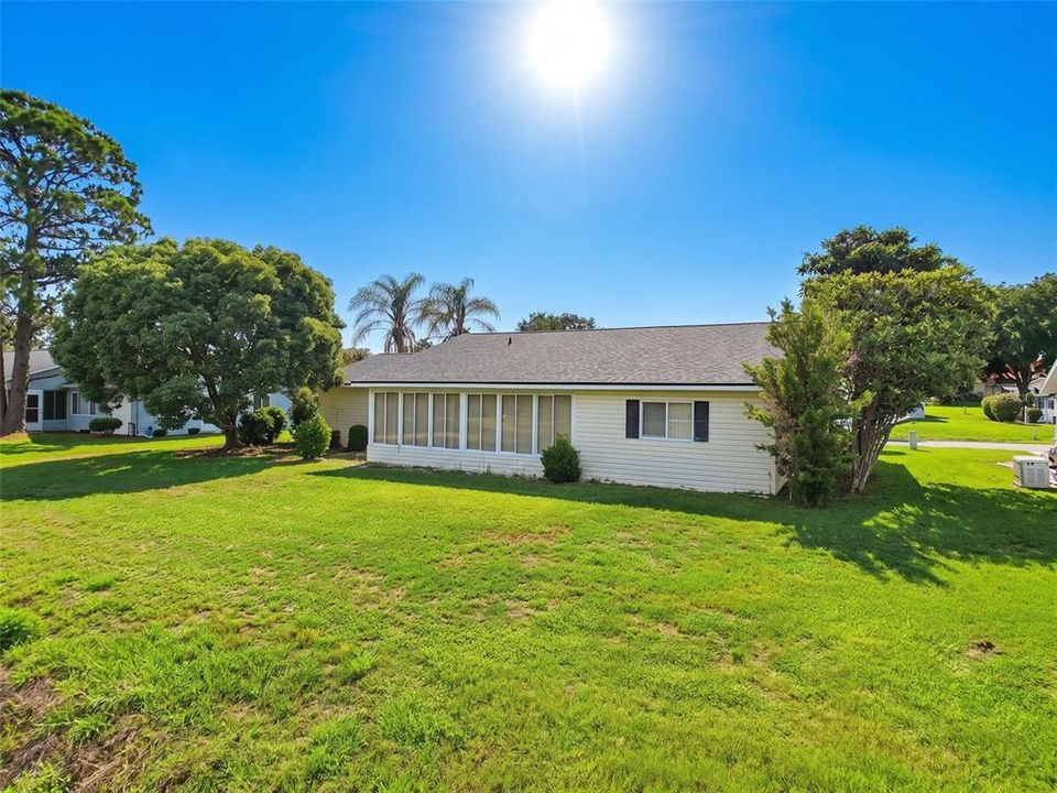 Activo con contrato: $219,000 (2 camas, 2 baños, 1678 Pies cuadrados)